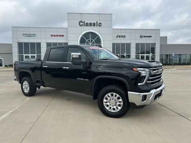 2024 Chevrolet Silverado 2500HD 4WD Crew Cab Standard Bed LTZ