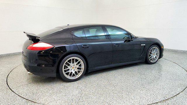 2013 Porsche Panamera Platinum Edition