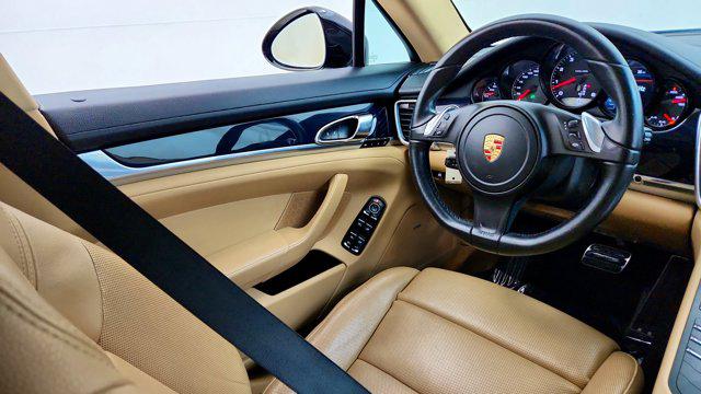 2013 Porsche Panamera Platinum Edition