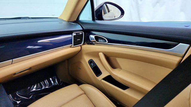 2013 Porsche Panamera Platinum Edition