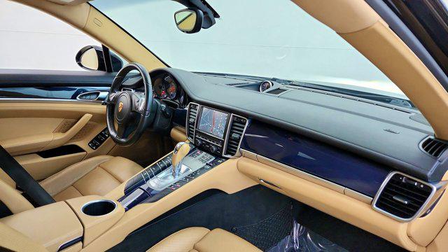 2013 Porsche Panamera Platinum Edition
