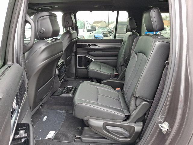 2025 Jeep Wagoneer Series III 4x4