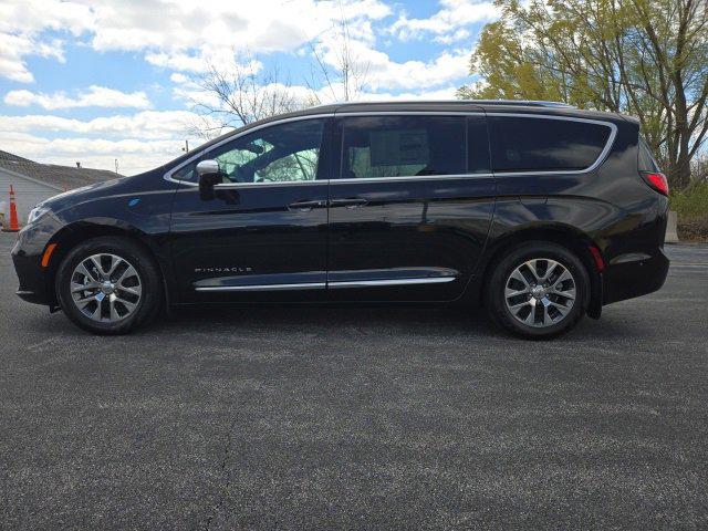 2025 Chrysler Pacifica Hybrid PACIFICA PLUG-IN HYBRID PINNACLE