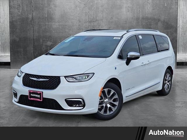 2025 Chrysler Pacifica Hybrid PACIFICA PLUG-IN HYBRID PINNACLE