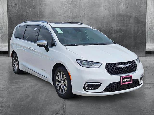 2025 Chrysler Pacifica Hybrid PACIFICA PLUG-IN HYBRID PINNACLE