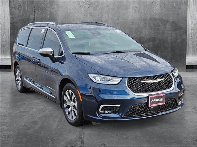2025 Chrysler Pacifica Hybrid PACIFICA PLUG-IN HYBRID PINNACLE