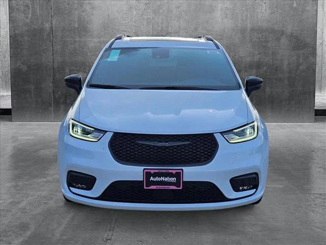 2025 Chrysler Pacifica Hybrid PACIFICA PLUG-IN HYBRID S APPEARANCE