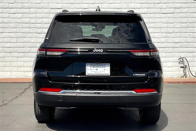 2025 Jeep Grand Cherokee GRAND CHEROKEE LAREDO X 4X2