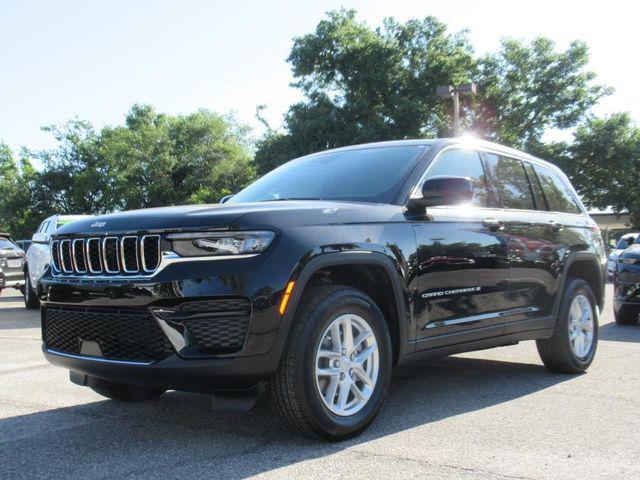 2025 Jeep Grand Cherokee GRAND CHEROKEE LAREDO X 4X2