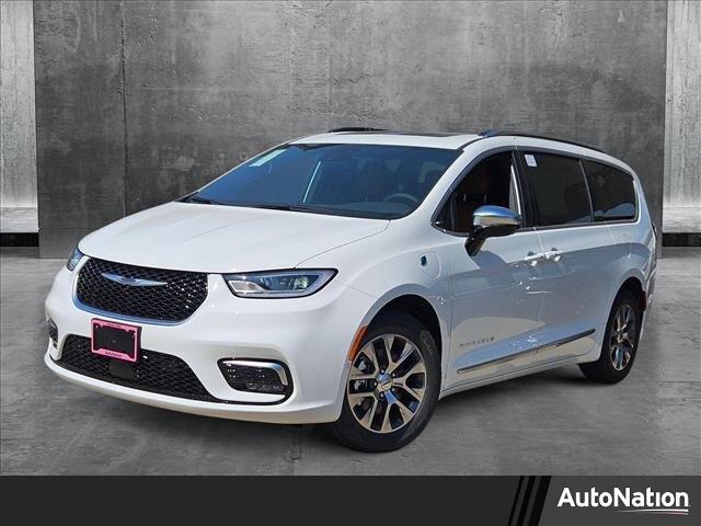 2025 Chrysler Pacifica Hybrid PACIFICA PLUG-IN HYBRID PINNACLE
