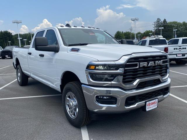 2025 RAM Ram 2500 RAM 2500 TRADESMAN CREW CAB 4X4 8 BOX