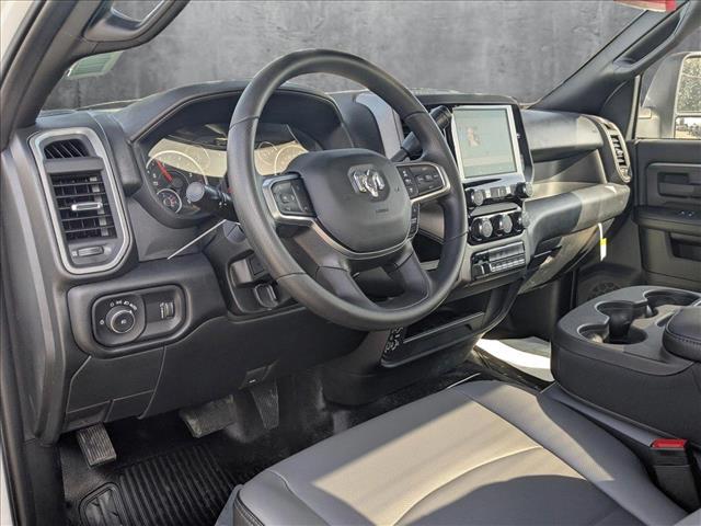 2025 RAM Ram 5500 Chassis Cab RAM 5500 TRADESMAN CHASSIS REGULAR CAB 4X2 84 CA 2025 RAM Ram 5500 Chassis Cab RAM 5500 TRADESMAN CHASSIS REGULAR CAB 4X2 84 CA