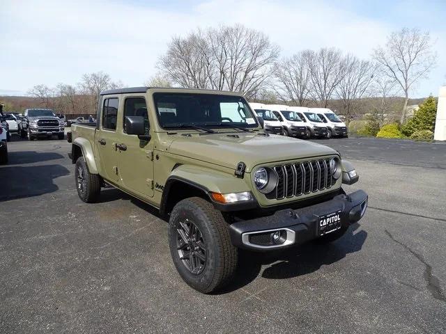 2025 Jeep Gladiator GLADIATOR SPORT S 4X4