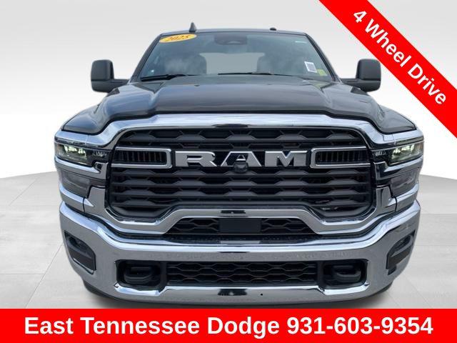 2025 RAM Ram 2500 RAM 2500 TRADESMAN CREW CAB 4X4 64 BOX