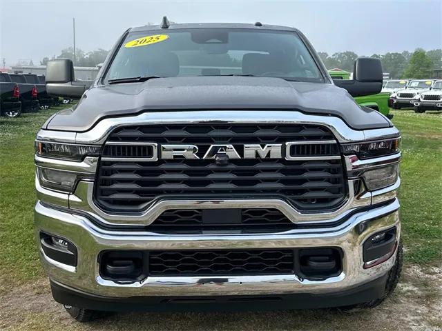 2025 RAM Ram 2500 RAM 2500 TRADESMAN CREW CAB 4X4 64 BOX