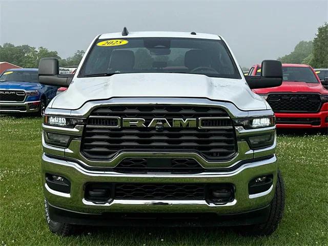 2025 RAM Ram 2500 RAM 2500 TRADESMAN CREW CAB 4X4 64 BOX