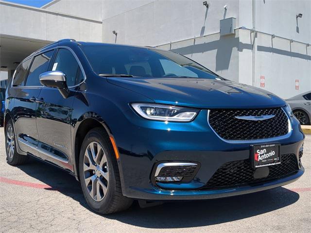 2025 Chrysler Pacifica Hybrid PACIFICA PLUG-IN HYBRID PINNACLE