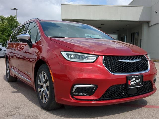 2025 Chrysler Pacifica Hybrid PACIFICA PLUG-IN HYBRID PINNACLE