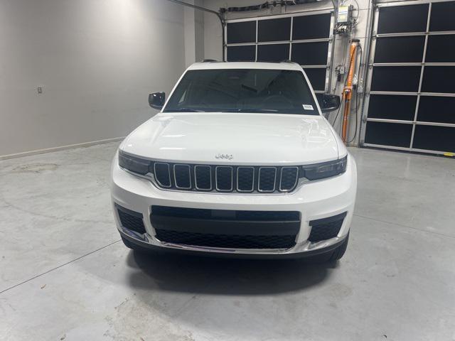 2025 Jeep Grand Cherokee GRAND CHEROKEE L LAREDO X 4X2