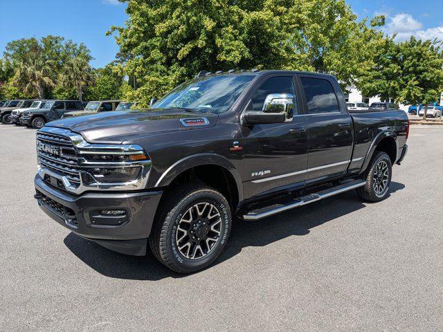 2025 RAM Ram 3500 RAM 3500 LIMITED CREW CAB 4X4 64 BOX