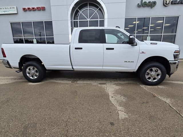 2025 RAM Ram 3500 RAM 3500 BIG HORN CREW CAB 4X4 8 BOX