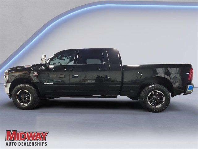 2025 RAM Ram 3500 RAM 3500 LARAMIE MEGA CAB 4X4 64 BOX 2025 RAM Ram 3500 RAM 3500 LARAMIE MEGA CAB 4X4 64 BOX