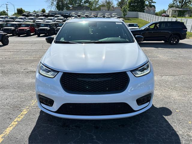 2025 Chrysler Pacifica Hybrid PACIFICA PLUG-IN HYBRID S APPEARANCE