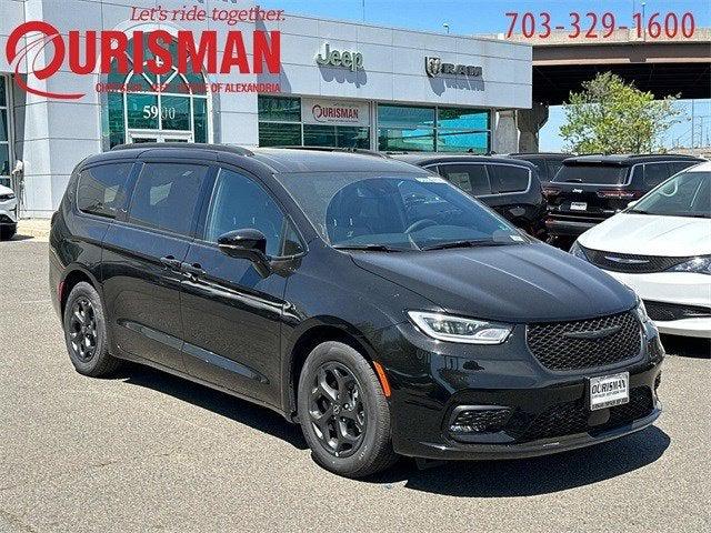 2025 Chrysler Pacifica Hybrid PACIFICA PLUG-IN HYBRID S APPEARANCE