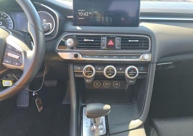 2023 Genesis G70 2.0T AWD