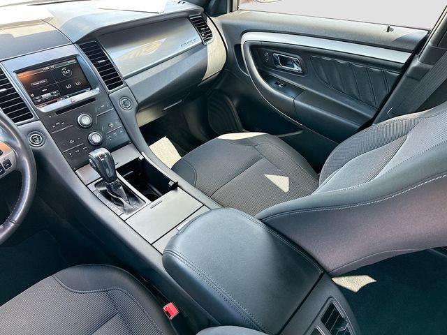 2015 Ford Taurus SEL
