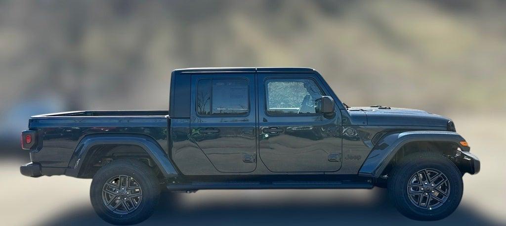 2025 Jeep Gladiator GLADIATOR SPORT S 4X4