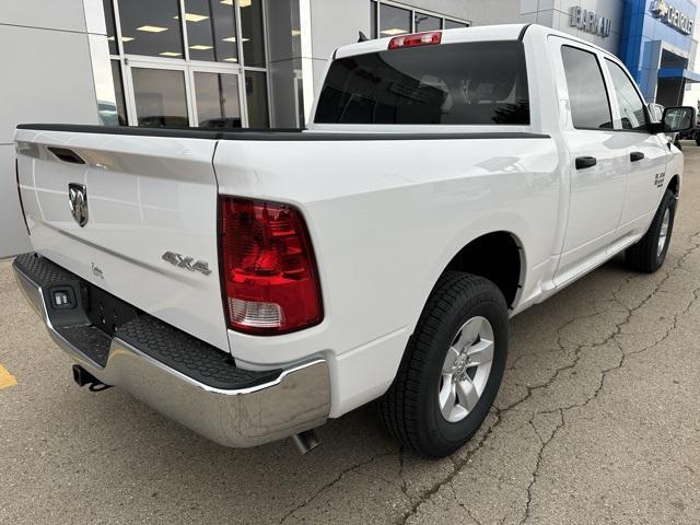 2024 RAM 1500 Classic Tradesman Crew Cab 4x4 57 Box