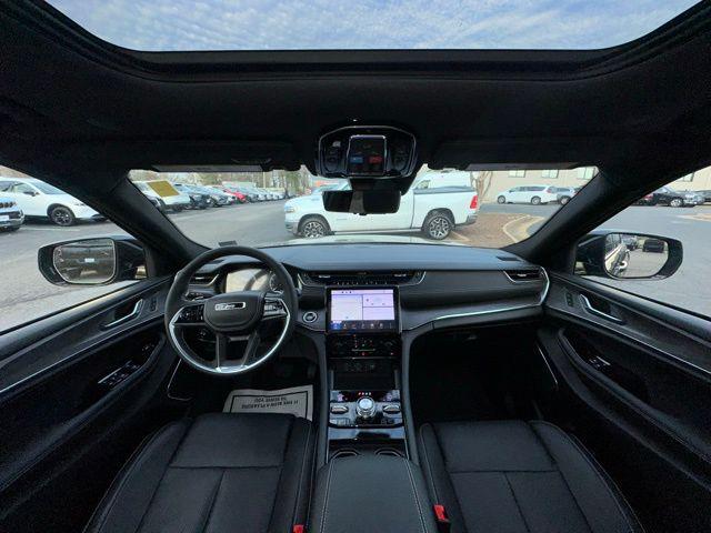 2024 Jeep Grand Cherokee Overland 4x4
