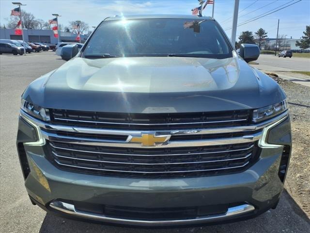 2023 Chevrolet Suburban 4WD LT