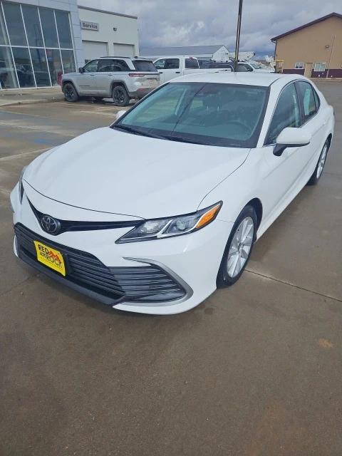 2022 Toyota Camry LE