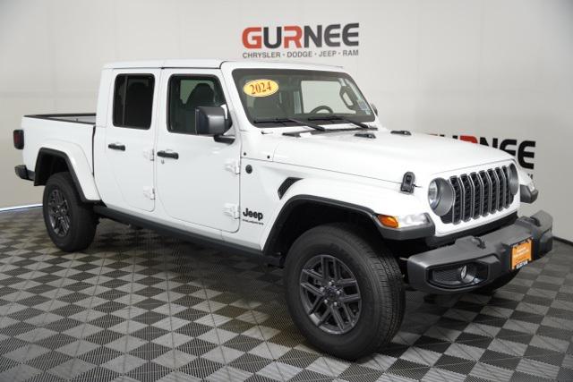 2024 Jeep Gladiator Nighthawk