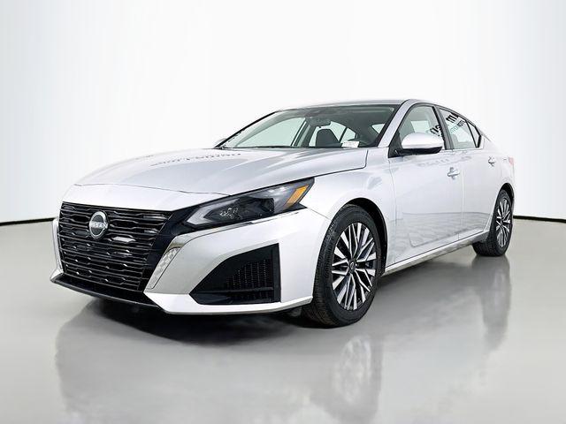 2023 Nissan Altima SV FWD