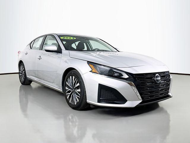 2023 Nissan Altima SV FWD