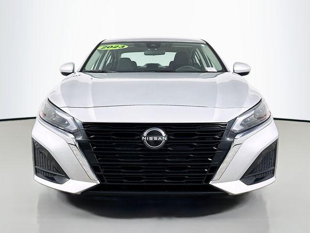 2023 Nissan Altima SV FWD