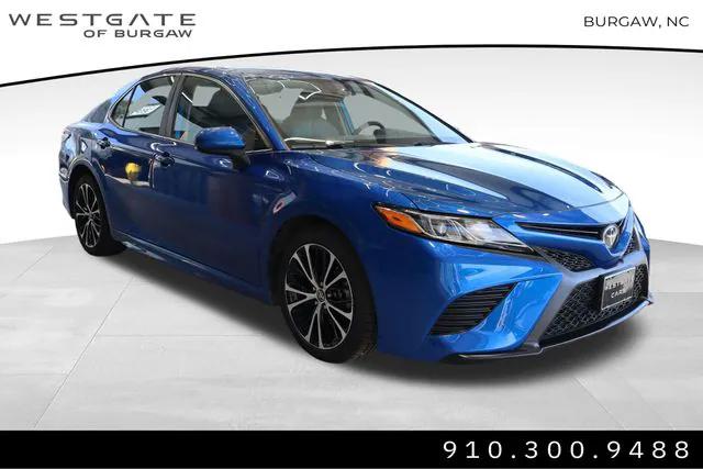 2020 Toyota Camry SE Nightshade Edition