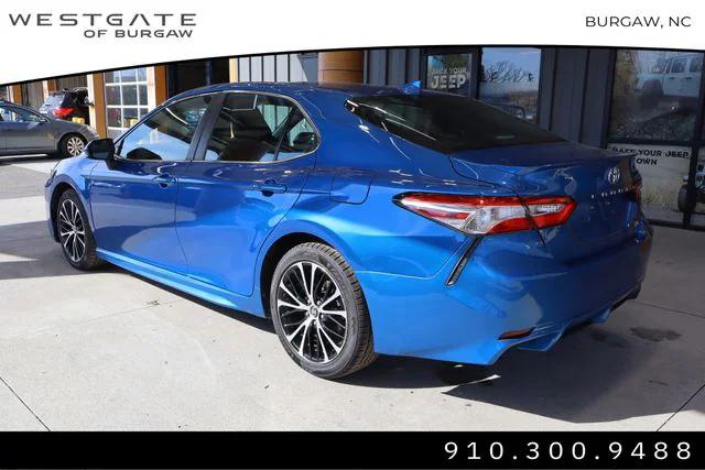 2020 Toyota Camry SE Nightshade Edition