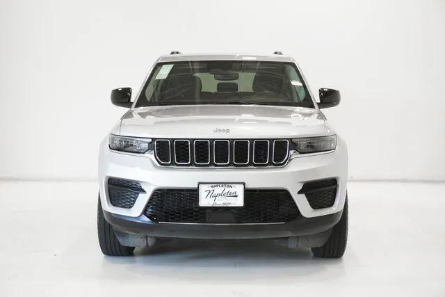 2024 Jeep Grand Cherokee Laredo 4x4 2024 Jeep Grand Cherokee Laredo 4x4