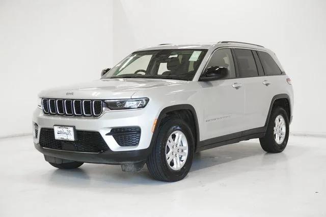 2024 Jeep Grand Cherokee Laredo 4x4 2024 Jeep Grand Cherokee Laredo 4x4