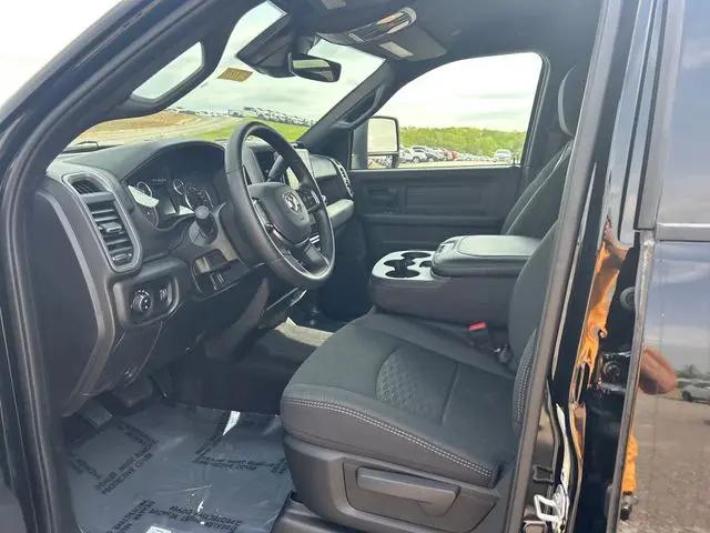 2025 Ram 2500 Tradesman Crew Cab 4x4 6'4" Box