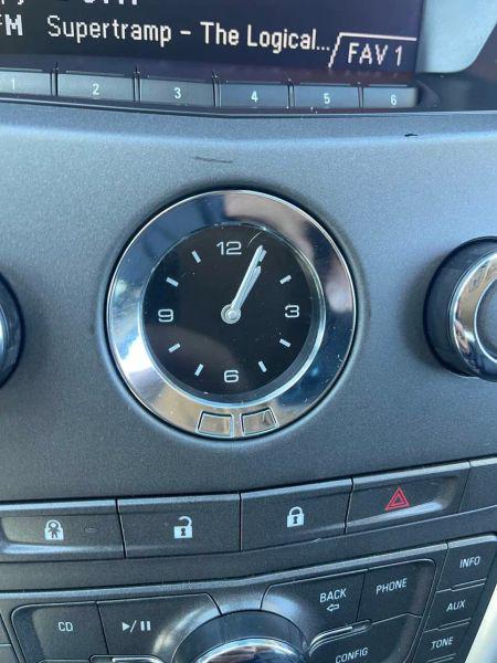 2012 Cadillac SRX Standard