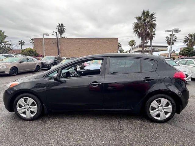 2016 Kia Forte5 LX