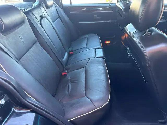 2007 Lincoln Town Car Designer Series