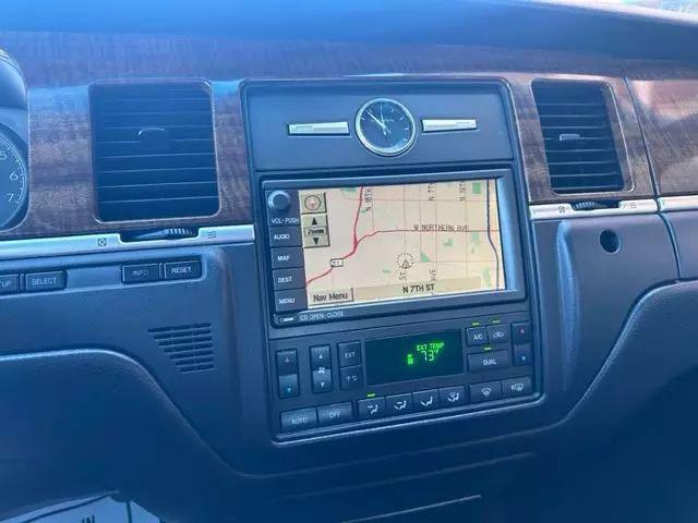 2007 Lincoln Town Car Designer Series