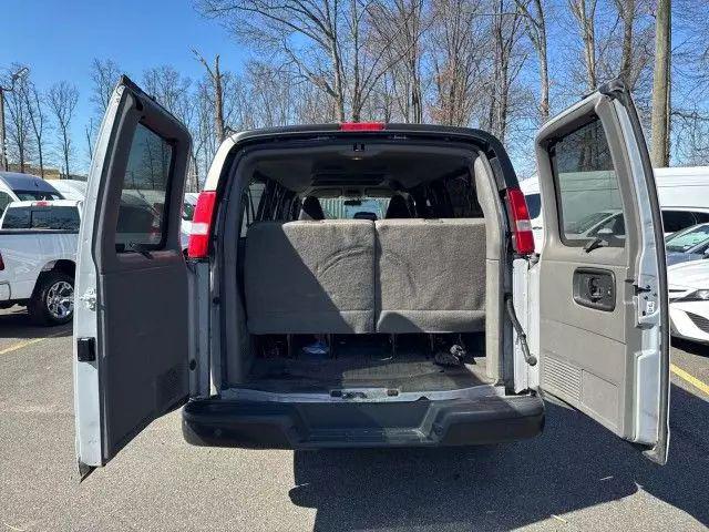 2020 Chevrolet Express Passenger RWD 3500 Extended Wheelbase LS