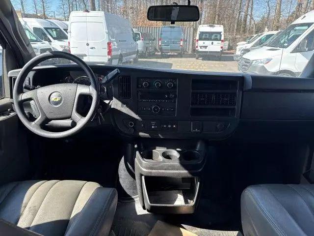 2020 Chevrolet Express Passenger RWD 3500 Extended Wheelbase LS
